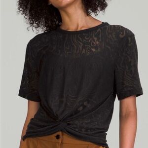 Lululemon Crescent Black Veil Tee